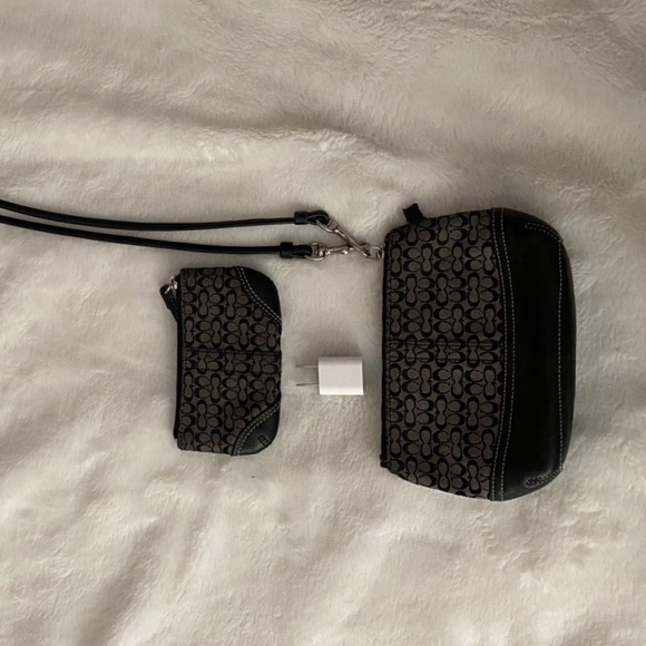 COACH coin purse - Picture 3 of 4